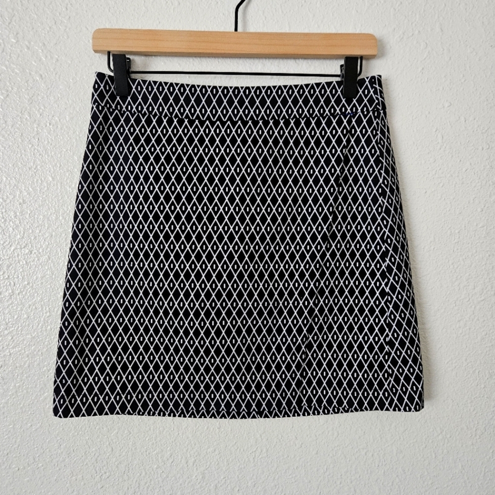 GG Blue Stretch Golf  Womens SKORT Skirt Pockets Faux Wrap White/black  Size 0